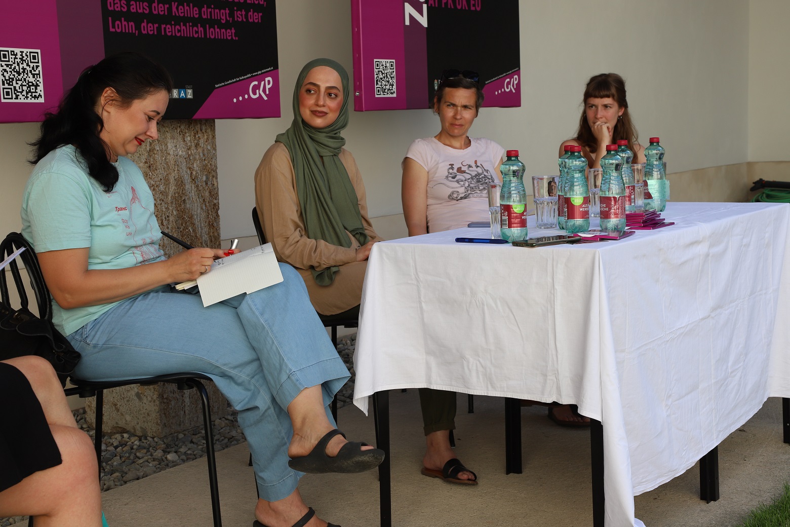 Diskussion "Faire Vielfalt" mit: Klara Koštal, Zehra Baraçkılıç, Irina Karamarkovic und Lidija Krienzer-Radojević,
